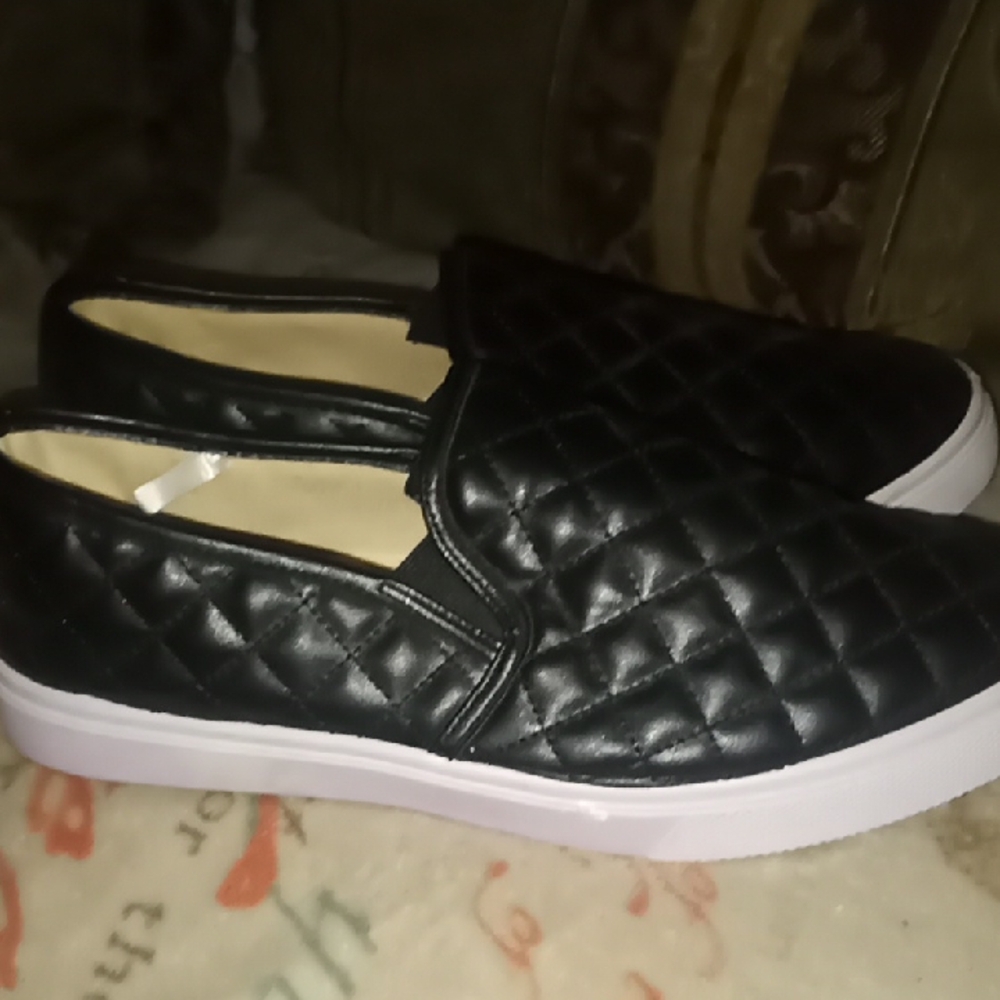 Quilted Black Slip-On Sneakers